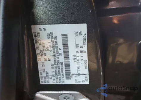 2015 Ford Escape Titanium z USA, uszkodzony, nr VIN 1FMCU9J98FUB06549